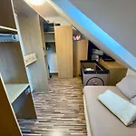 Dum U Lazni Federer Apartman *