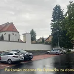 Dum U Lazni Federer *